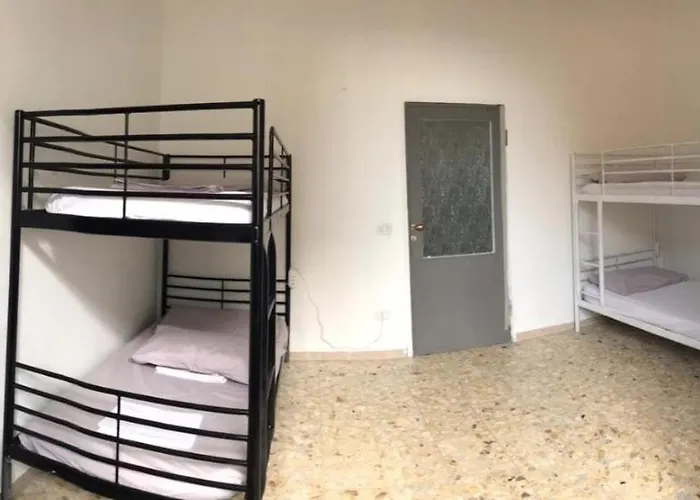 Konukevi Affitacamera Stella Floransa